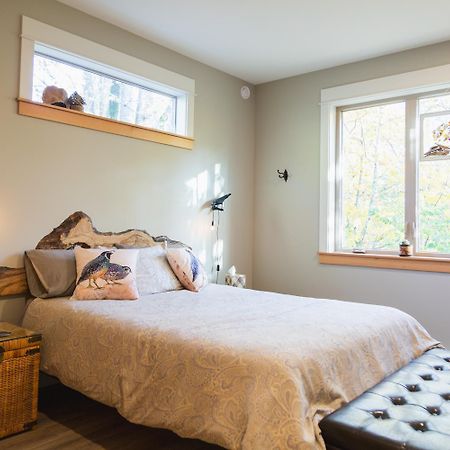 Cowichan Valley Guest Cottage Ледісміт Екстер'єр фото